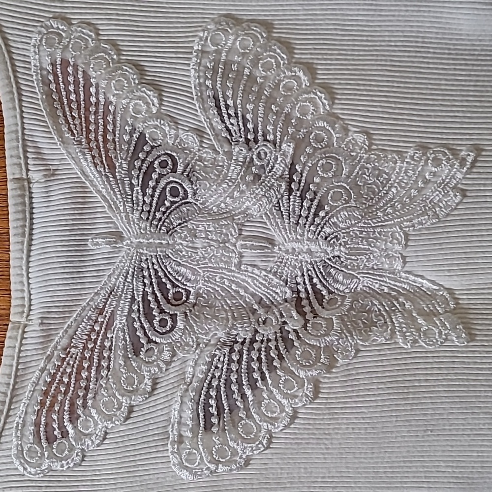 Lace Butterfly Ribbed Tank - Picture 4 of 4